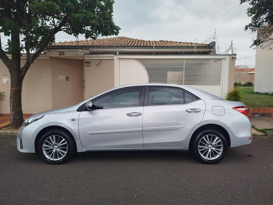 TOYOTA COROLLA 2.0 ALTIS 16V FLEX 4P AUTOMÁTICO